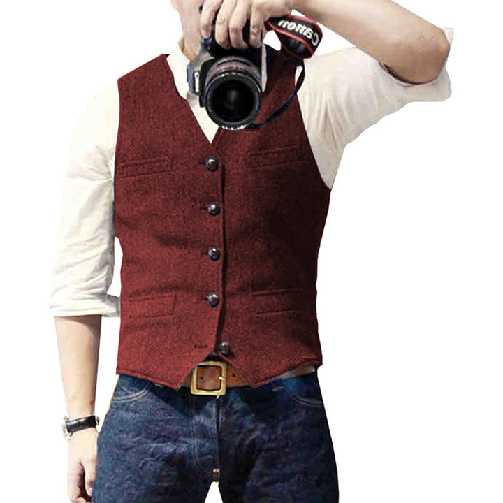 Elevate your look with Victor men's wool blend vest. Tailored gilet for comfort and a sleek business casual style.