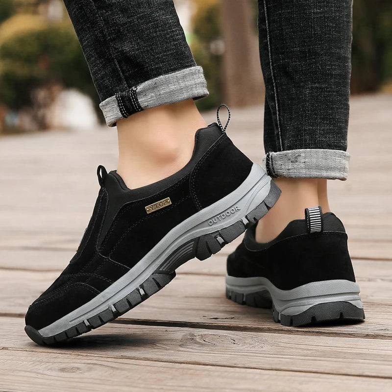 Supportive men's trail & walking shoes, featuring orthopedic arch support for all-day comfort on adventures.