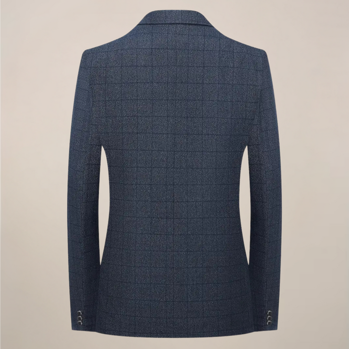 Elegant men's plaid blazer, a tailored check jacket for sophisticated smart style and formal occasions.