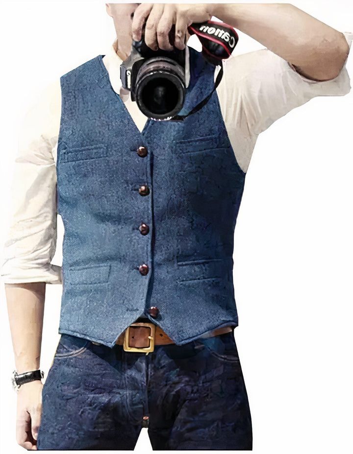 Versatile men's tailored waistcoat, ideal as a layering piece for both business attire and casual outfits.