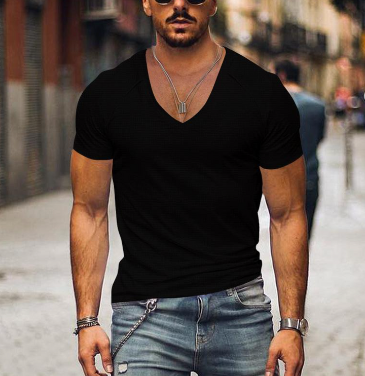 Men's Timo V-neck t-shirt, casual short sleeve top, comfortable everyday wear, regular fit.