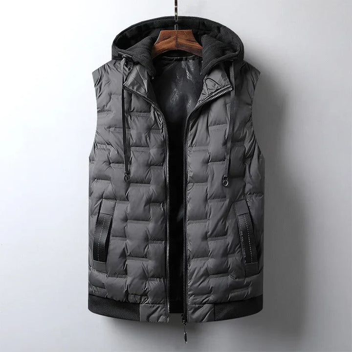 Men's Trailblazer outdoor vest for cold weather layering. Sleeveless jacket, perfect for hiking & activewear.