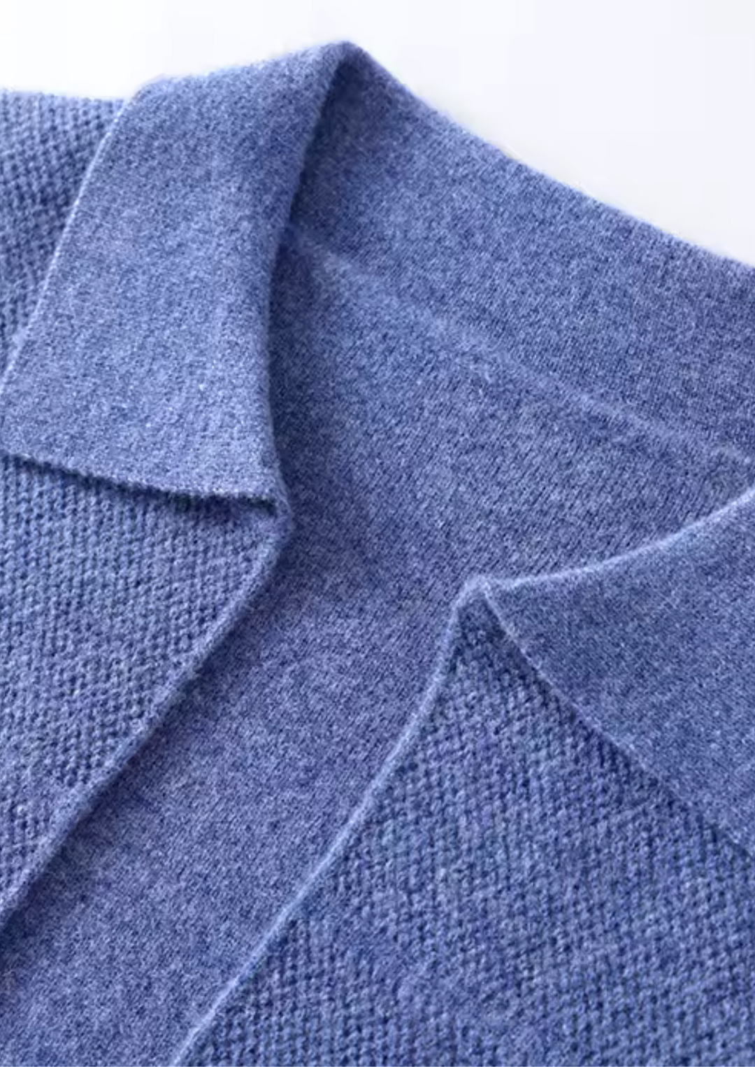 Men's fashionable button-up cardigan sweater, perfect for smart-casual events & everyday versatility.