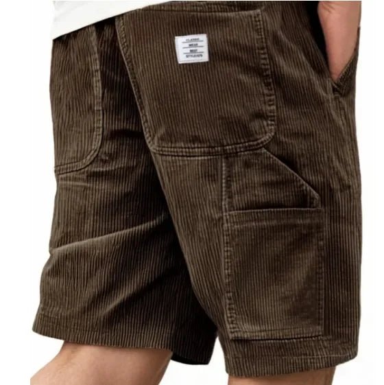 Durable men's kneelength cargo shorts, offering comfort and practicality for any casual occasion.