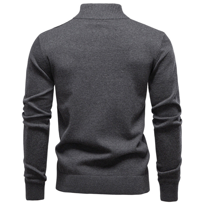 Versatile men's half-zip pullover sweater. Easy-to-style knitwear for smart or casual outfits.