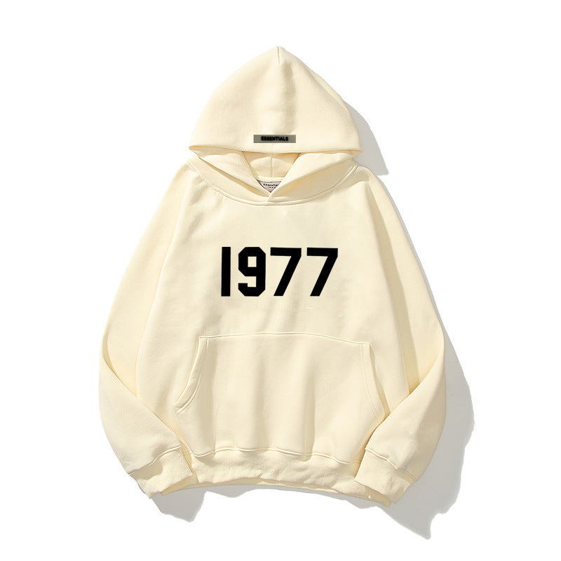 Chase men's vintage 1977 raglan sleeve streetwear hoodie. Casual pullover, urban fashion.