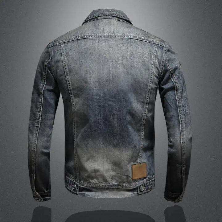 Fashionable men's vintage denim jacket, Jasper retro design. Perfect casual outerwear for a stylish everyday look.