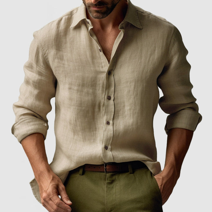 Men's smart-casual vintage long-sleeve button-up shirt, a classic addition to any wardrobe.