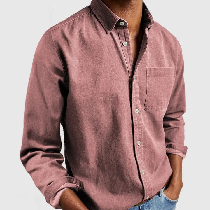 Timeless men's long sleeve vintage style button-down shirt, perfect for casual and everyday fashion appeal.
