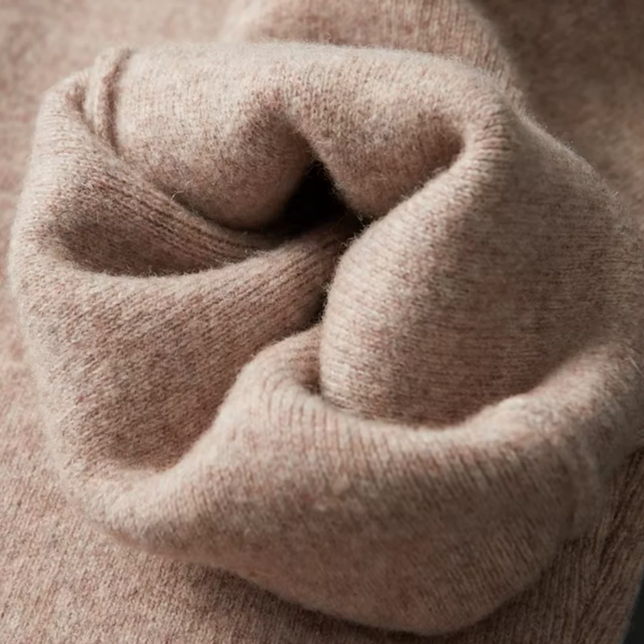 Men's comfortable zip-up sweater & drawstring pants lounge set for relaxed fit and casual home wear.