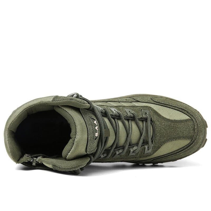 Durable men's hiking boots, tactical work-ready, lace-up for secure fit, superior grip.