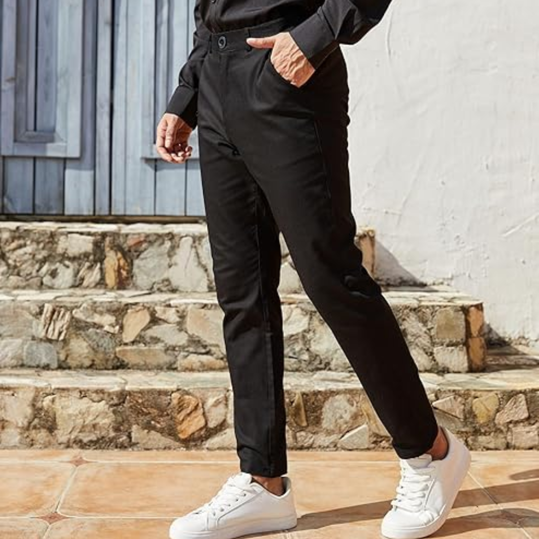 Comfortable men's slim fit stretch pants, perfect for flexibility and movement, ideal for golf.