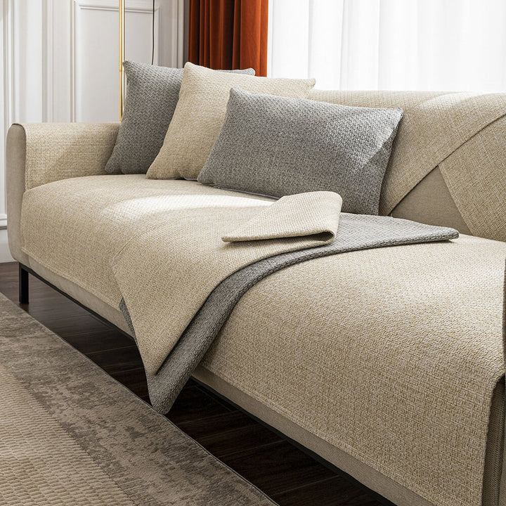 Solid color deep red couch cover, breathable fabric, adds a touch of color to minimalist home decor.
