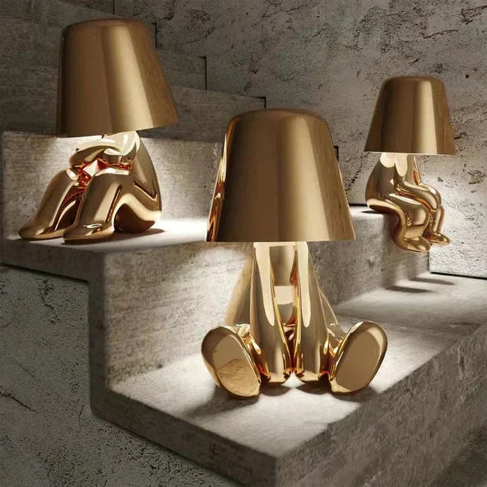 Portable cordless LED lamp, rechargeable, perfect for decorative and ambient lighting needs.