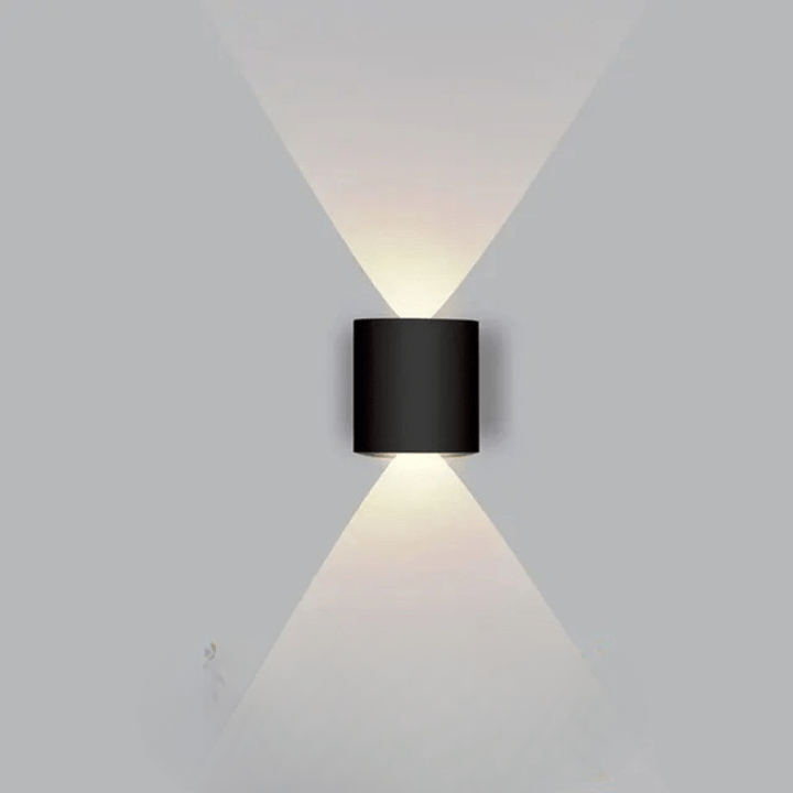 Durable modern LED exterior light, ideal for outdoor lighting, energy-efficient & stylish.