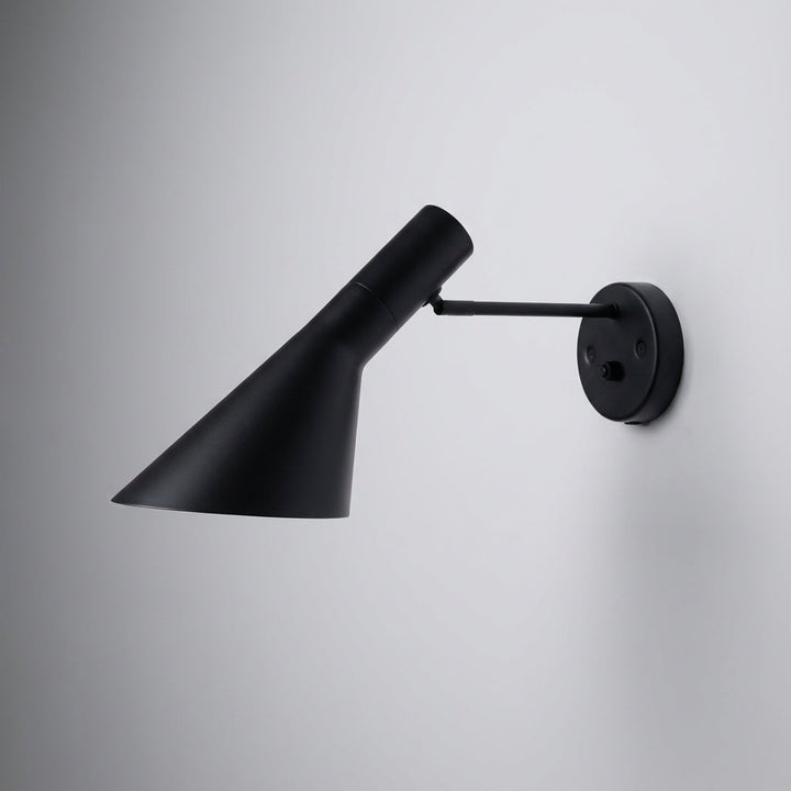 Universal modular wall lamp with touch control, modern dimmable light for flexible interior lighting & decor.