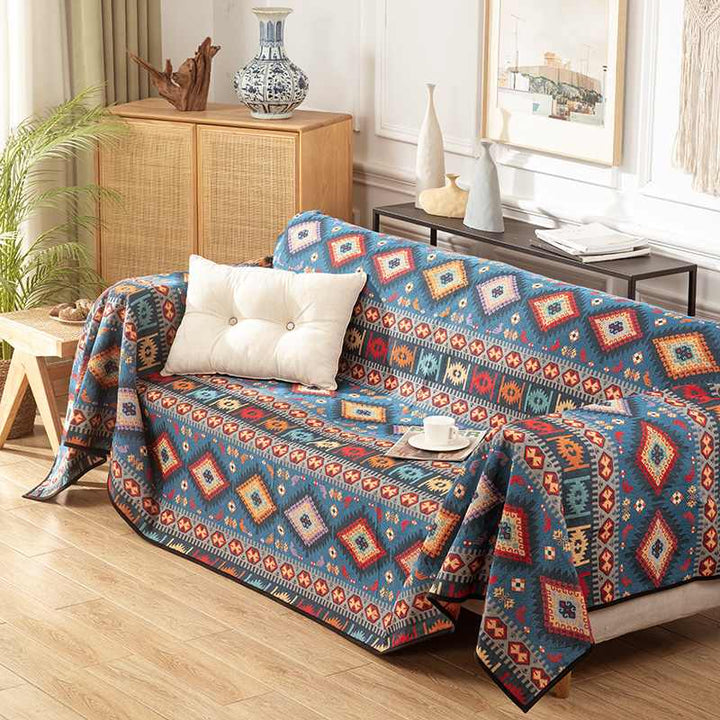 Living room textile: multifunctional jacquard throw blanket couch cover with intricate pattern.