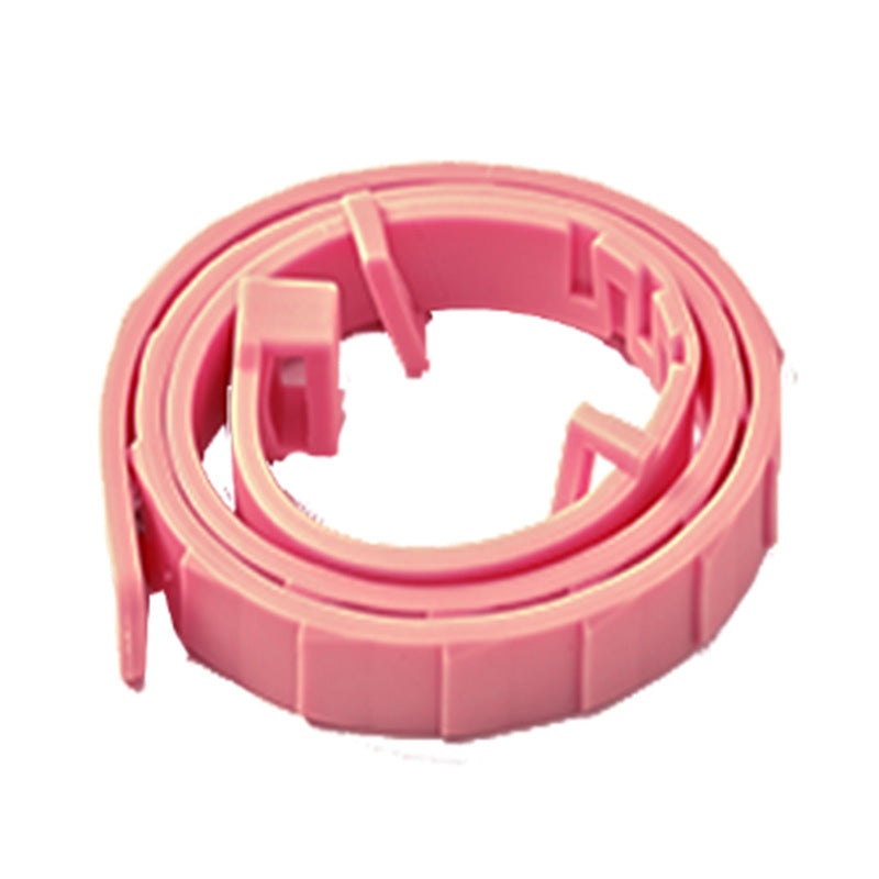 Waterproof pet flea collar with natural ingredients for dogs and cats