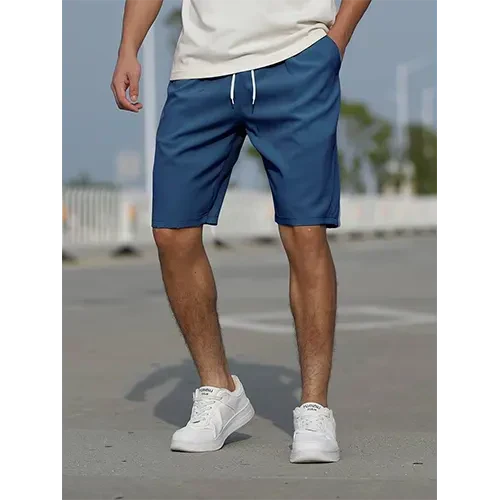 Men's lightweight high-waist activewear shorts for warm weather, offering a relaxed and comfortable fit.