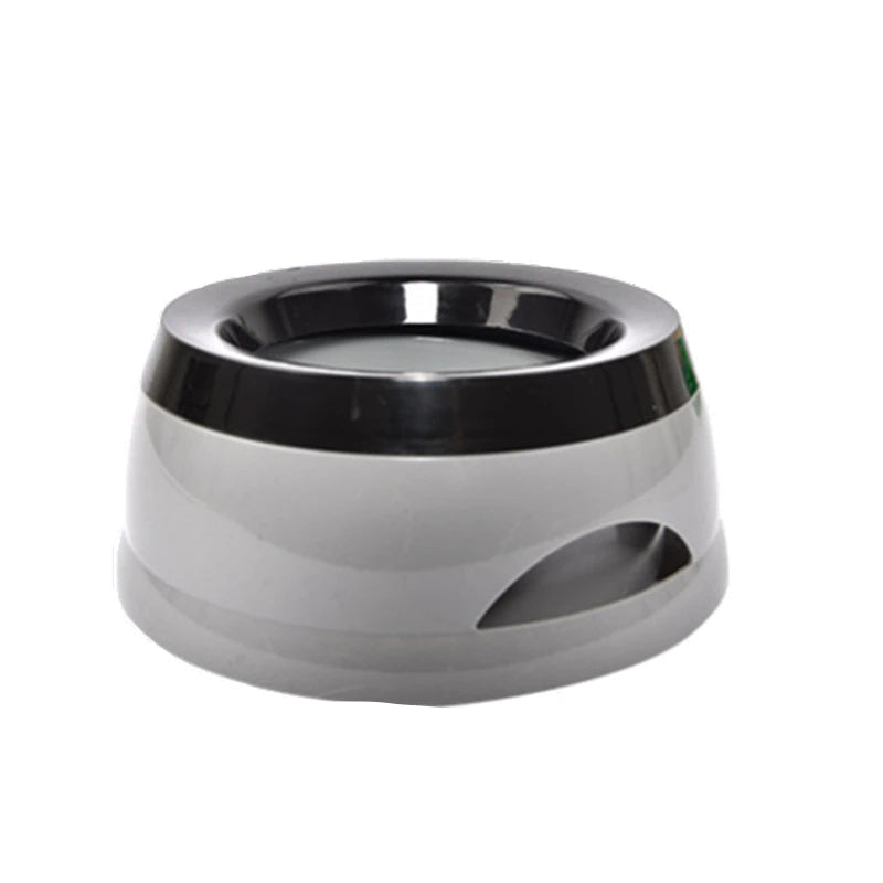 Non-slip, anti-spill pet drinking bowl, splash-proof for dogs & cats, ideal for travel hydration