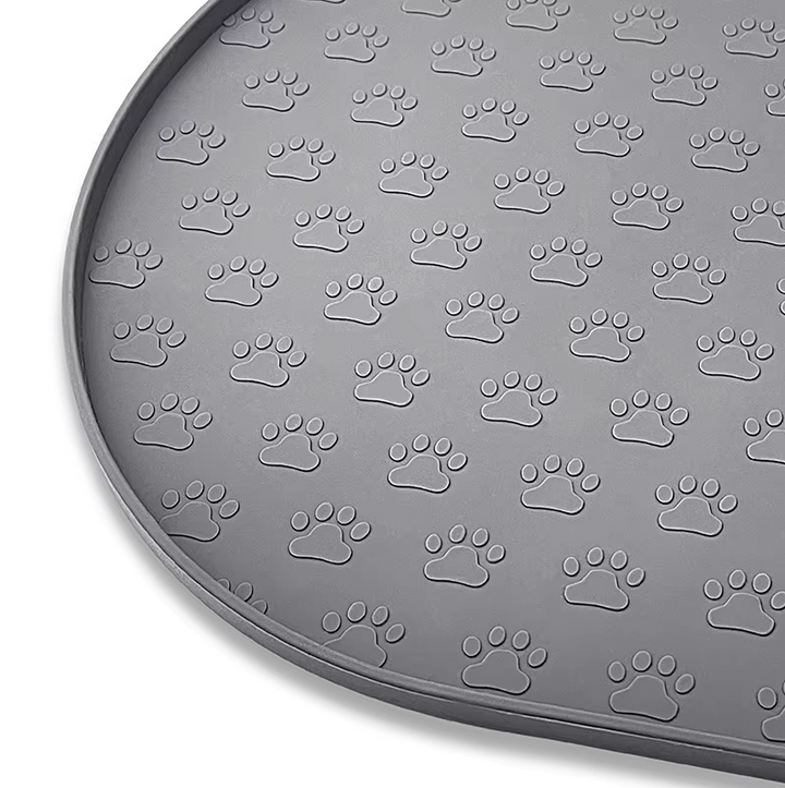Spill-proof dog bowl mat, blue, non-slip surface securing pet food and water bowls, practical pet accessory.