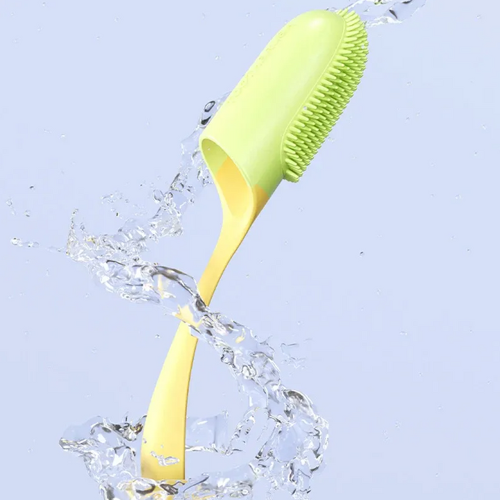 Toothbrush with comfortable grip and built-in tongue cleaner for comprehensive daily care