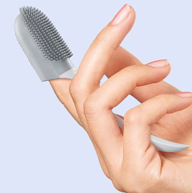 Innovative oral care tool: toothbrush and tongue cleaner for ultimate dental hygiene