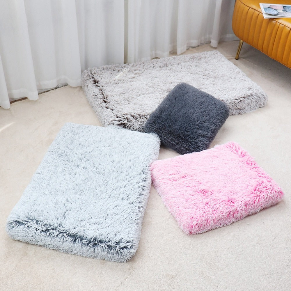 Luxury pet mattress, memory foam, designed for dog comfort and anti-anxiety support, removable cover.