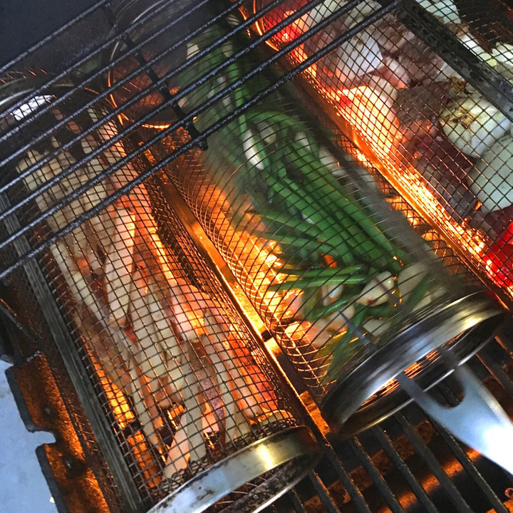 Essential stainless steel rolling BBQ tool for grilling enthusiasts. Achieve perfect, even cooking results every time.