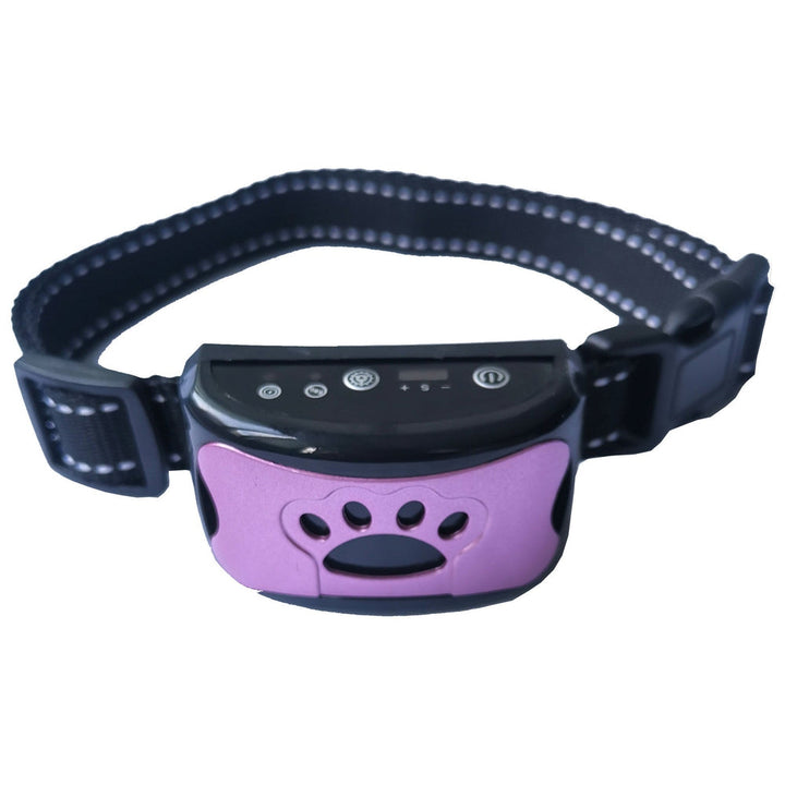 Pet calming solution alongside a relaxed dog and cat, showing effective anxiety relief