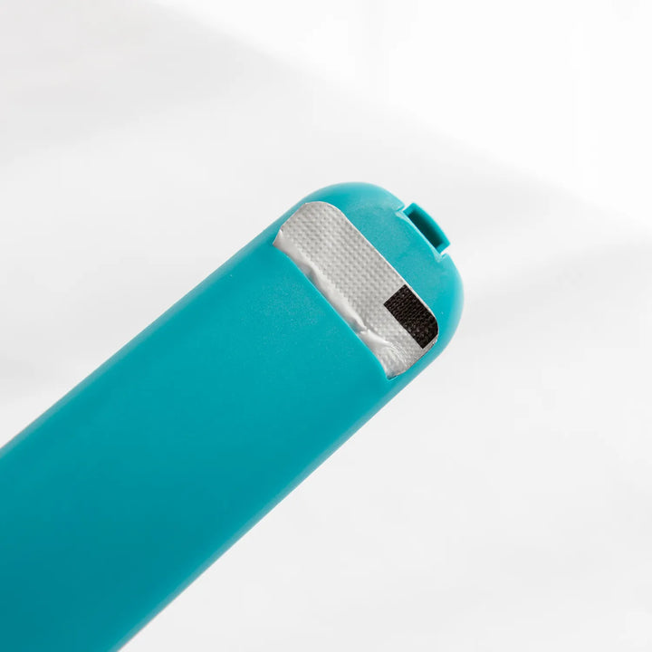 Versatile pet food feeder spoon with integrated slider for easy pet mealtime