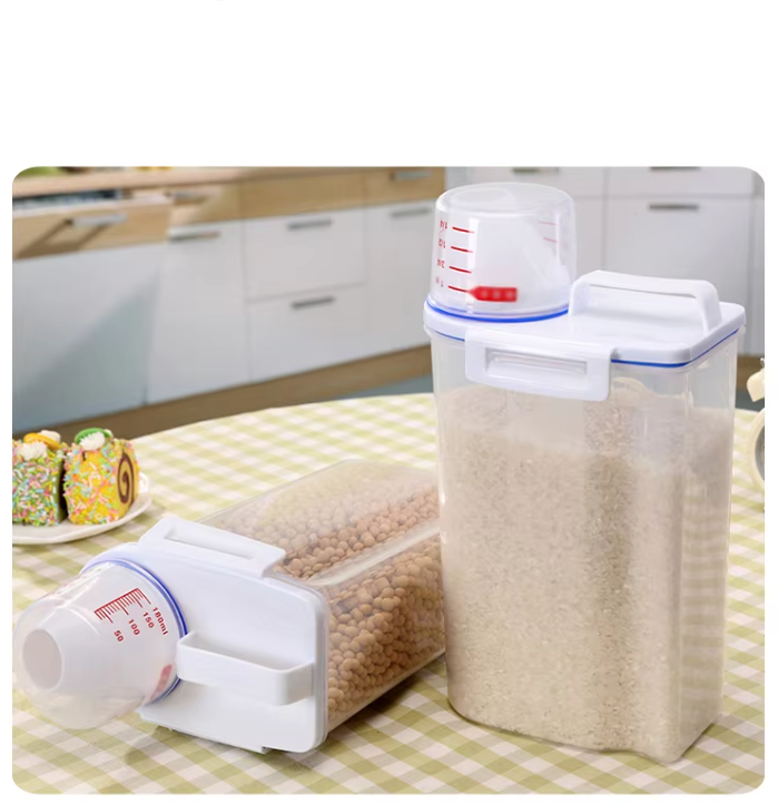 Modern pet food dispenser, perfect for storing dry food and ensuring pet hygiene, with cup