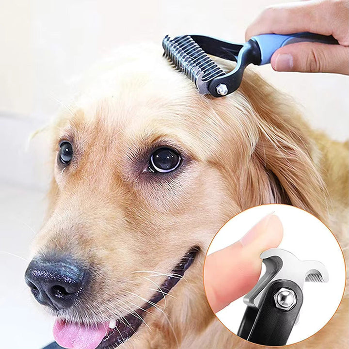 Pet Grooming Detangling Comb for cats and dogs, removes knots and mats from long fur.
