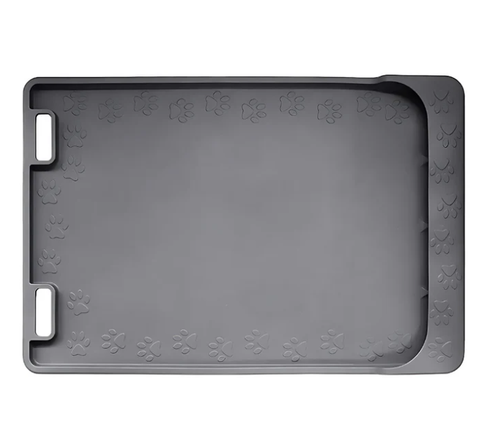 Flexible silicone non-slip pet mat, ideal for dog accessories and cat accessories.