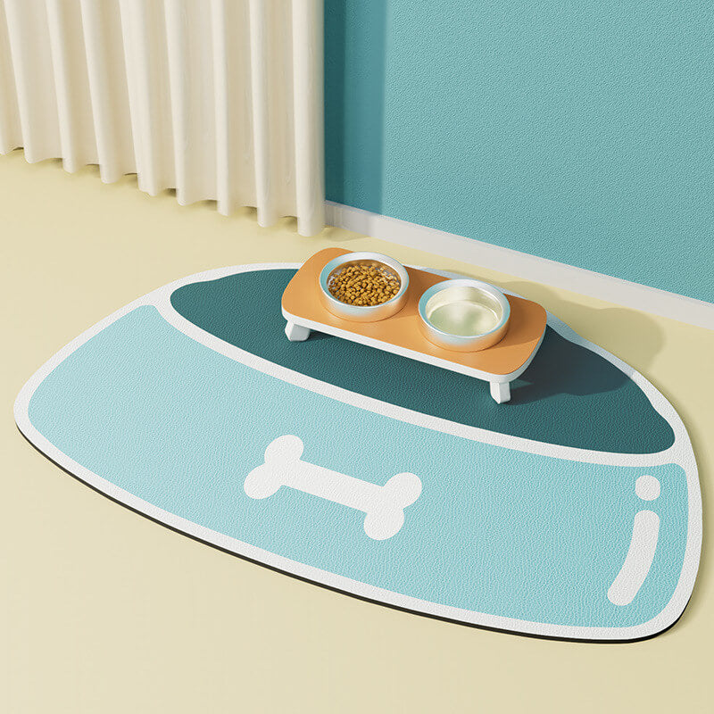 Absorbent pet accessory: quick-dry feeding mat for messy eaters, durable, non-slip