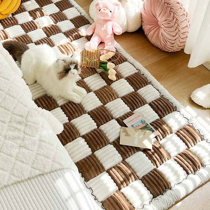 Soft, washable chenille pet sofa cover, providing comfort for pets and safeguarding upholstery.