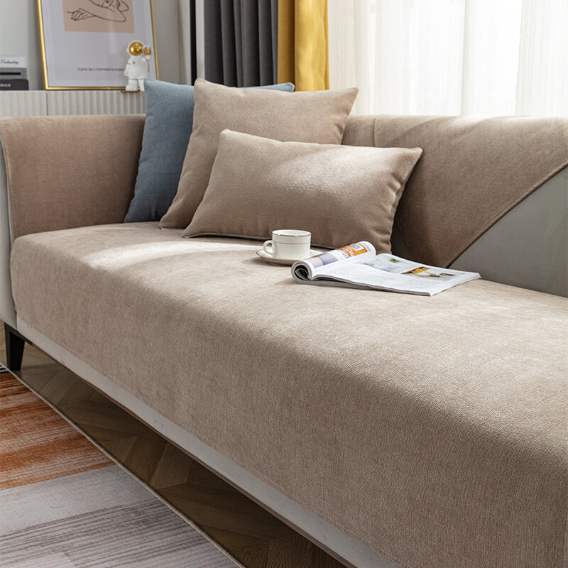 Easy-to-install chenille sofa protector, a practical solution for furniture upkeep