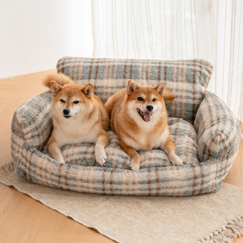 Deep sleep pet bed, plush grey sofa for dogs and cats, promotes restful slumber.