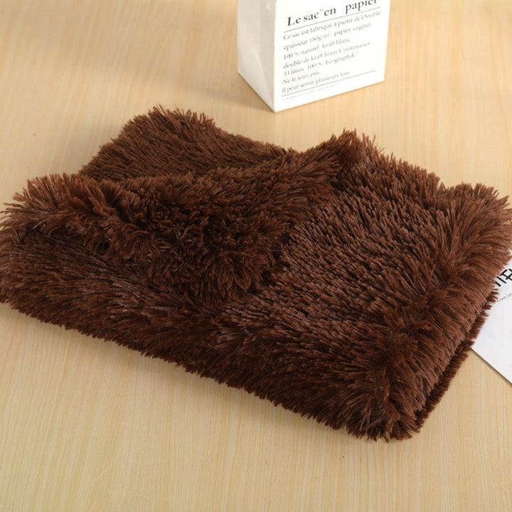 Warm pet blanket, purple, washable plush fabric for canine & feline comfort