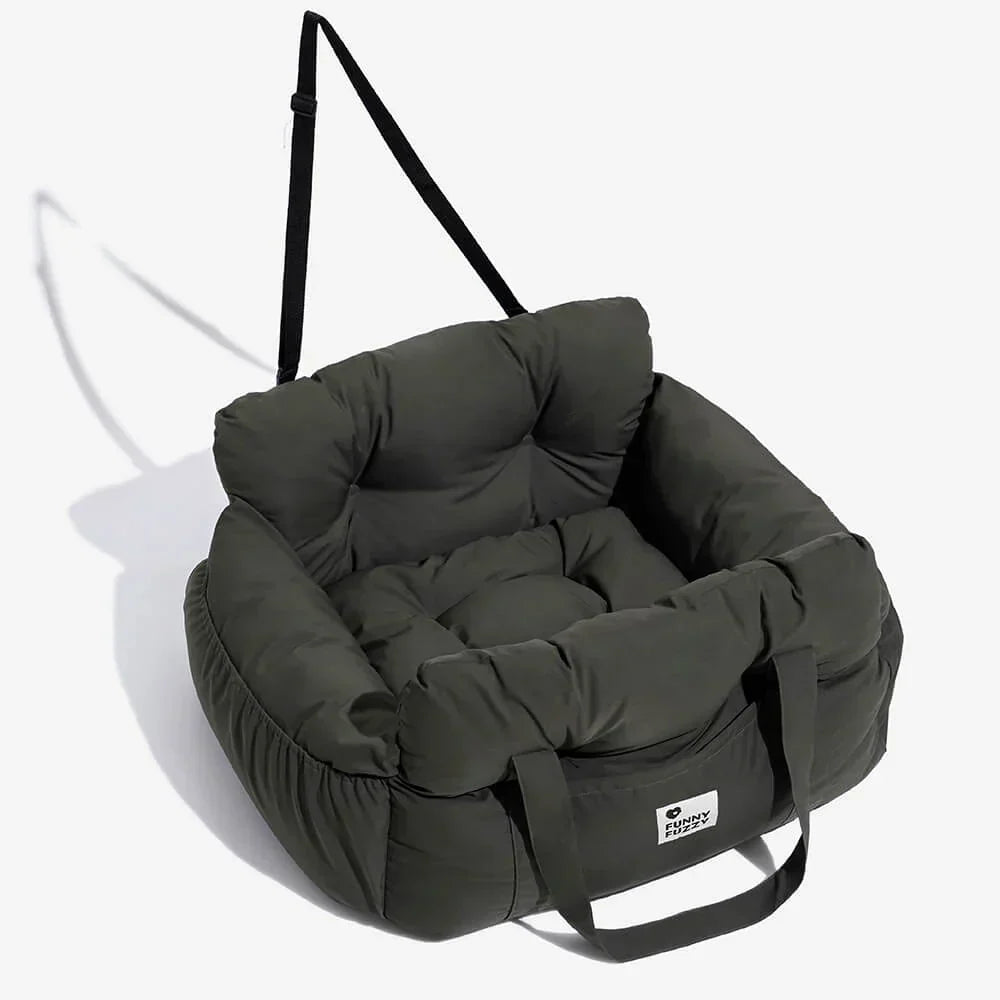 Durable dog car seat, easy to clean fabric, suitable for all pet adventurers.