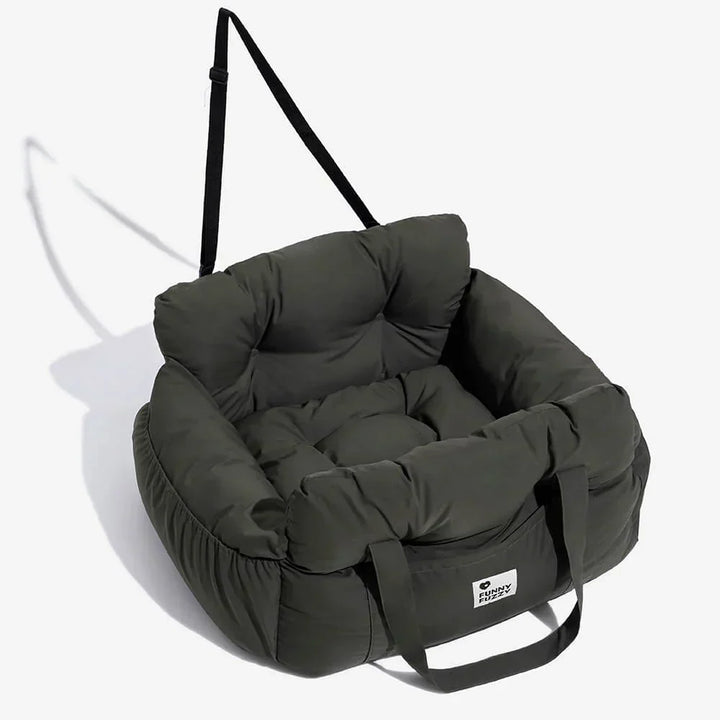 Durable dog car seat, easy to clean fabric, suitable for all pet adventurers.
