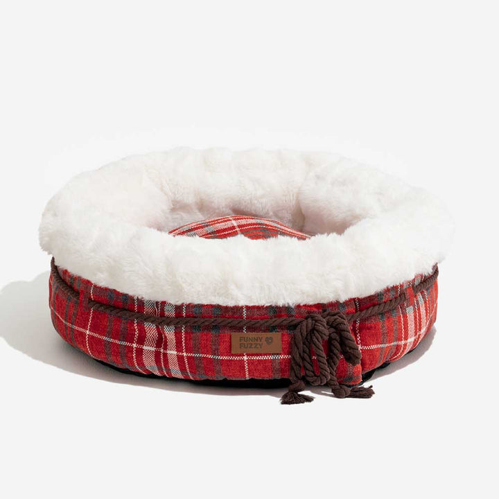 Luxurious plush donut dog bed, jacquard texture, machine washable, cozy.