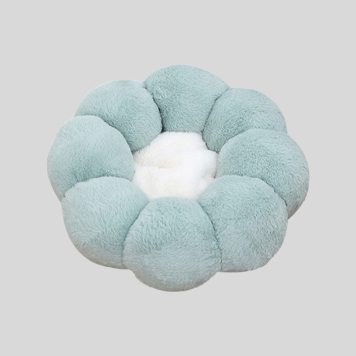Comfortable flower cat bed, cozy plush napping spot for small pets