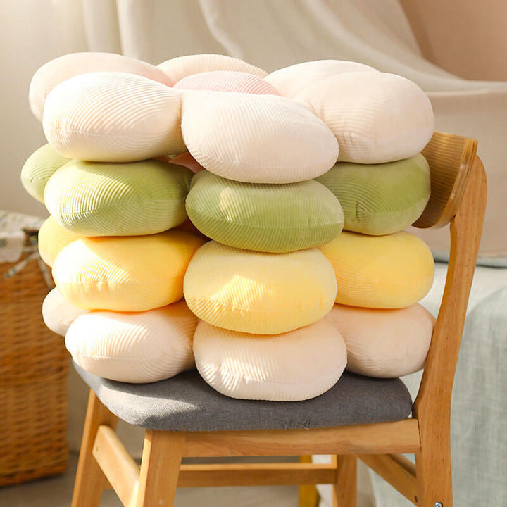 Decorative flower pet bed, a soft fleece calming cushion suitable for dogs and cats