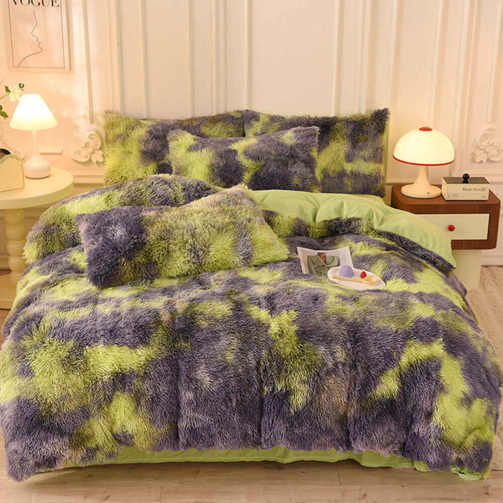 Cozy winter bedding: plush gradient flannel sheets, soft and warm