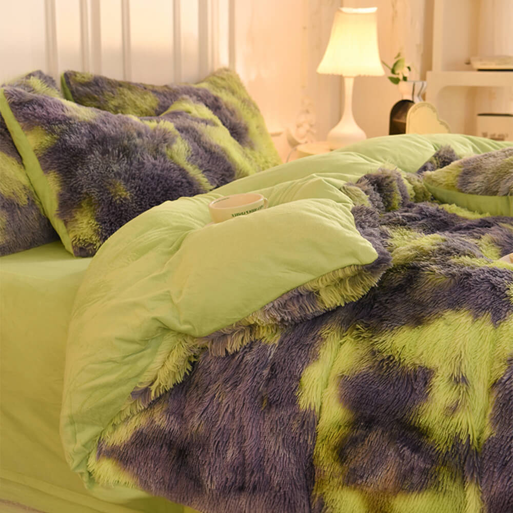 Warm and soft plush sheet set with gradient design, perfect for winter