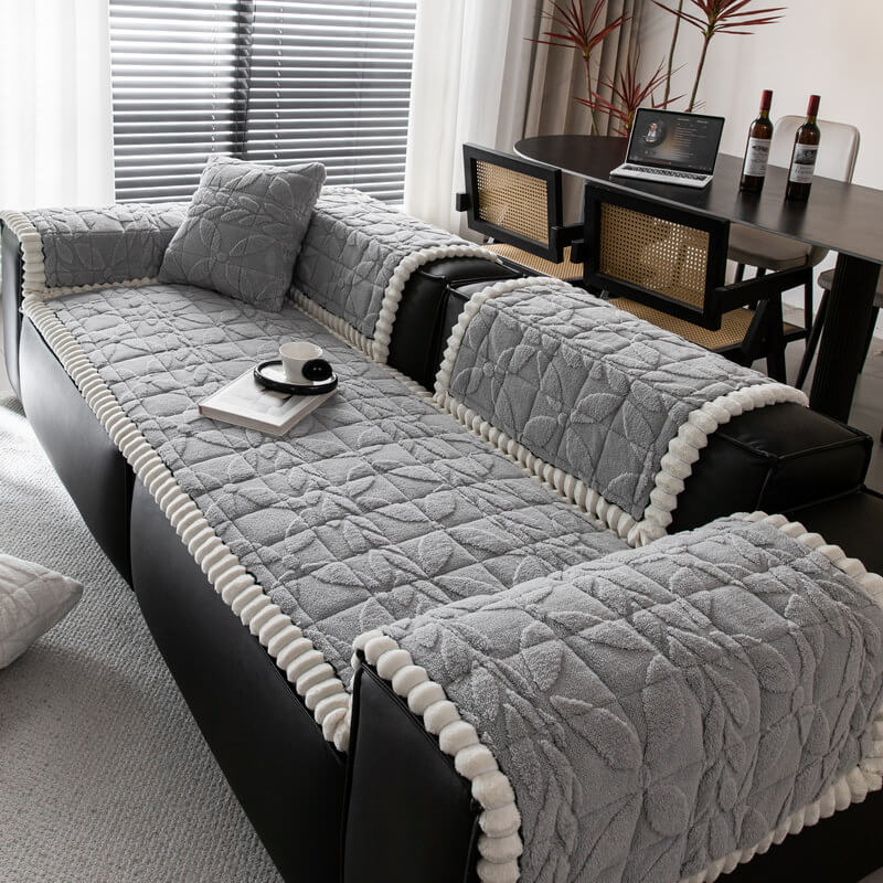 Plush leaf pattern non-slip sofa cover protects furniture, pet-friendly & machine washable