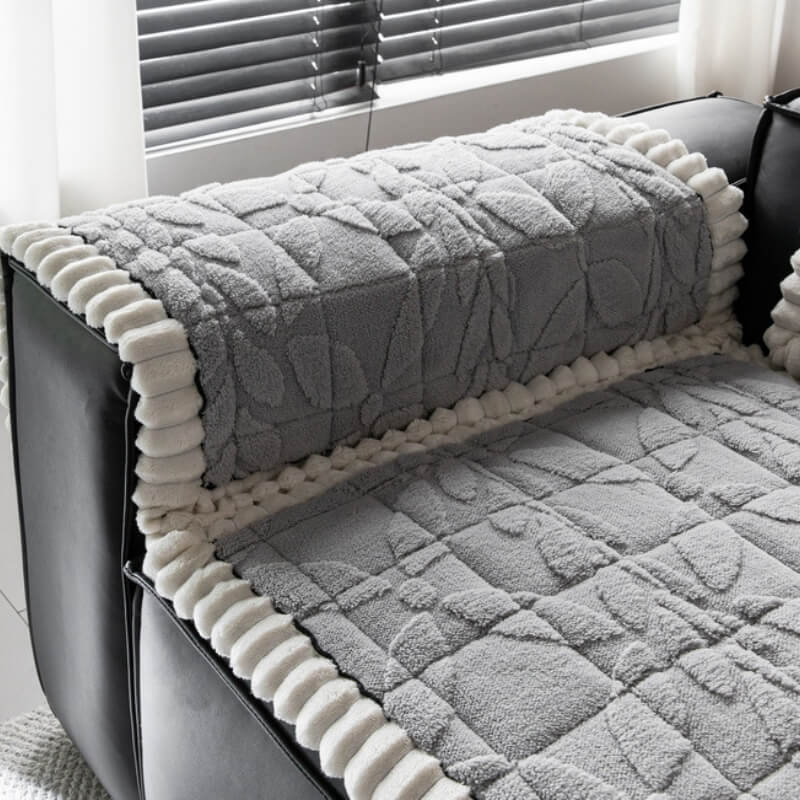 Close-up of plush leaf pattern on thickened sofa cover, anti-slip & scratch resistant