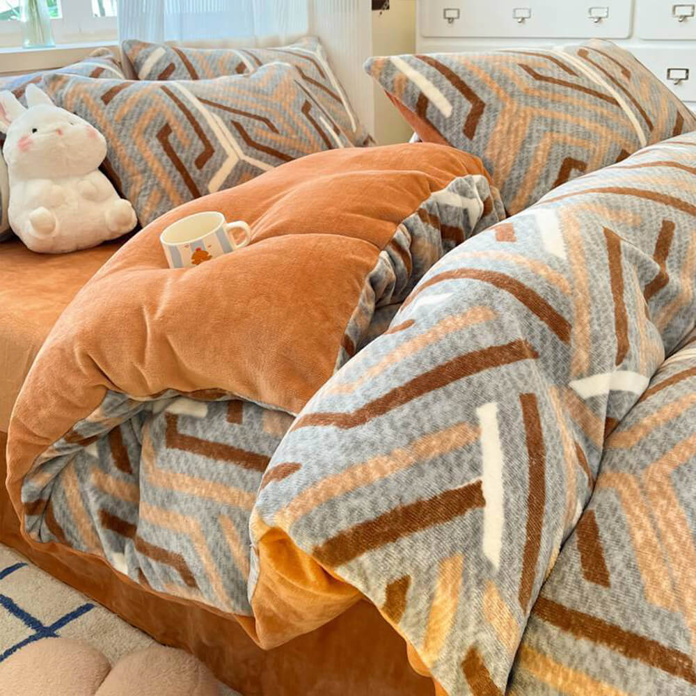 Cozy warm milk velvet sheet set with a quilt cover and pillowcases, perfect for cold nights