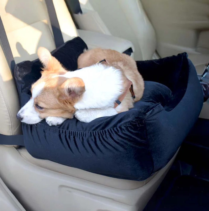 Plush pet car carrier seat for dogs and cats, ensuring pet safety and comfort during travel.